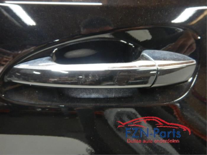 Portier 4Deurs links-achter Mercedes GL-KLASSE (22723633)