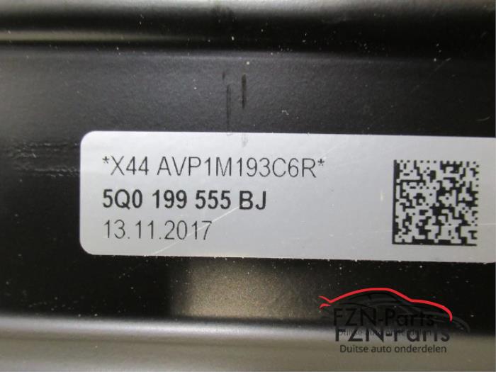 Motorsteun Volkswagen Golf (22736703)