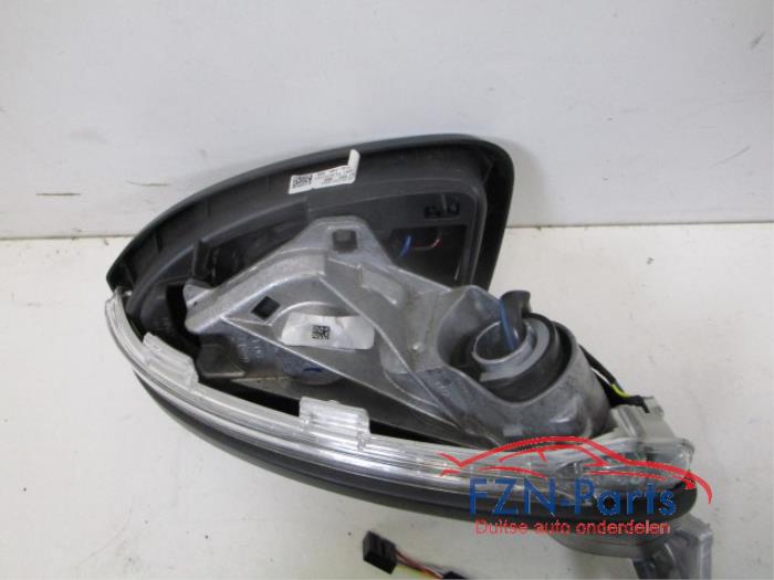 VW Touran 5TB Spiegel Rechts