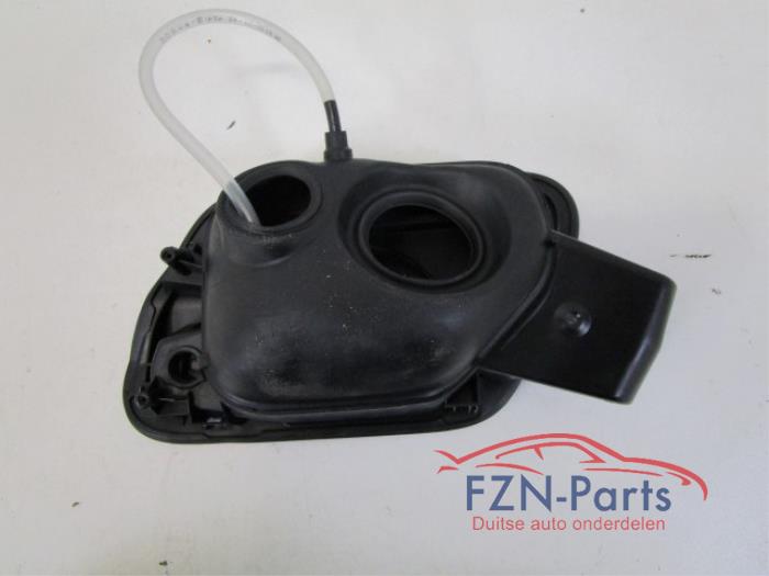 VW Touran 5TA 2016 Tankklep Tank klep + AD Blue