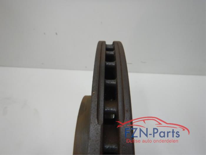 Audi A4 8W Remset Voorzijde Remblokken Remschijven 35 TDI Mild Hybrid 137090 01-03-2019 07-03-2024
2.0 TDI quattro 122059 01-09-2016 01-11-2019
50 TDI quattro 135680 01-07-2018 07-03-2024
30 TDI Mild Hybrid 137333 01-07-2019 07-03-2024
40 TDI Mild Hybrid quattro 141581 01-05-2020 07-03-2024
35 TDI 136107 01-08-2015 07-03-2024
2.0 TFSI quattro 117113 01-11-2015 01-11-2019
2.0 TFSI 117078 01-05-2015 07-03-2024
1.4 TFSI 117077 01-08-2015 01-11-2019
3.0 TDI 117084 01-09-2015 01-08-2018
2.0 TFSI Mild Hybrid quattro
