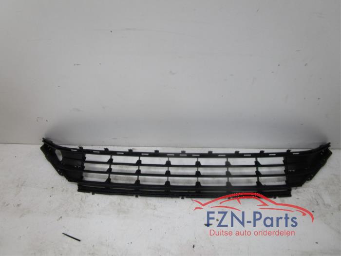 VW Golf 7 Facelift Inleg Voorbumper Midden