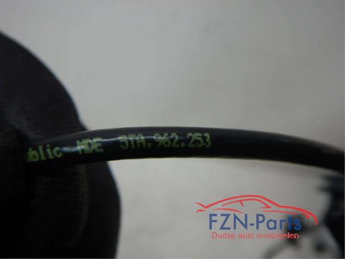 Module achterklep motor Volkswagen Touran (22740056)