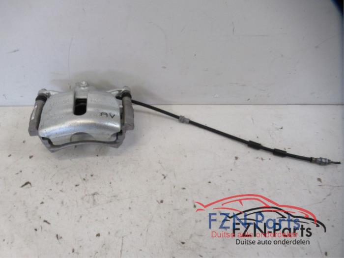 VW Golf 7 Remklauw Links