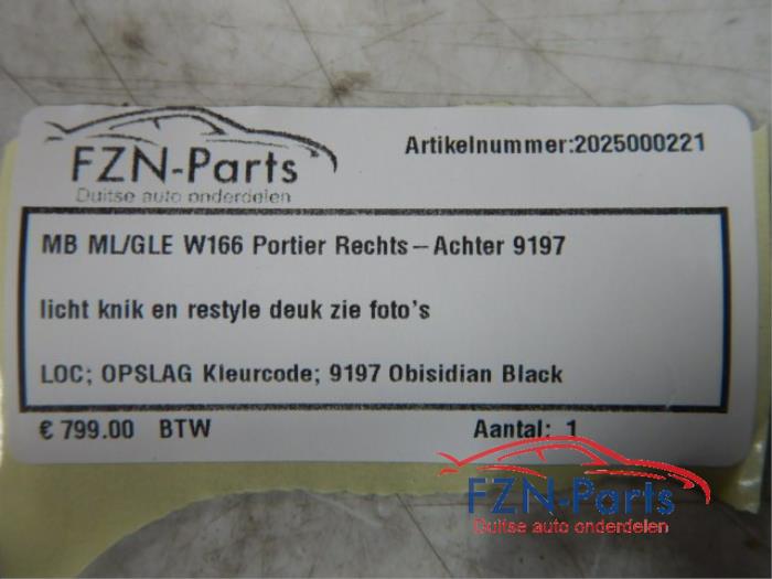 Portier 4Deurs rechts-achter Mercedes ML-Klasse (22744630)