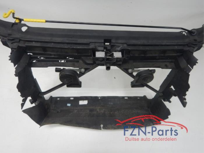 Frontdeel steun Skoda Octavia (22738000)
