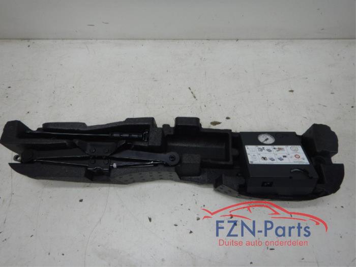 Audi A3 8Y Schuim + Gereedschap + Krik + Luchtpomp