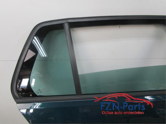 Portier 4Deurs rechts-achter Volkswagen Golf (22723847)