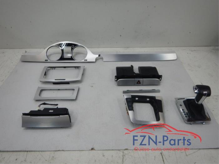 VW Passat 3C8 Inleg Dashboard Grijs Aluminium Look