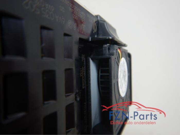 VW Golf 8 Facelift Middenconsole Inleg Hoogglans Draadloos Opladen