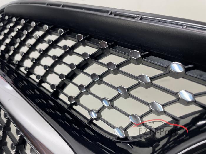 Mercedes-Benz W118 CLA Diamond Grille Hoogglans Zwart Chrome