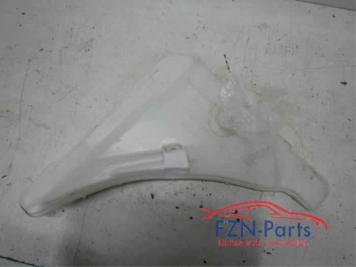 Ruitensproeiertank voor Audi Q7 (22742764)