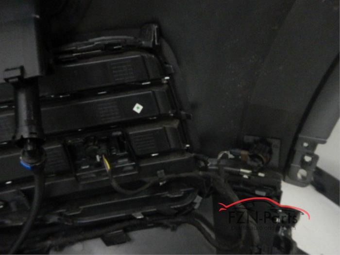 Voorbumper Volkswagen Touareg (22722077)