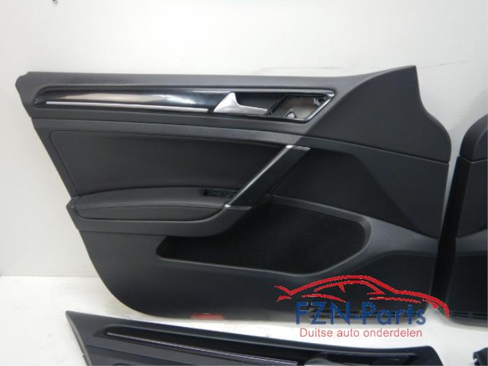 VW Golf 7 GTD Deurpanelen Set Leer Met Verlichting 1.0 TSI 124239 01-11-2016 01-08-2020
2.0 GTI Clubsport S 120193 01-09-2016 01-03-2017
2.0 GTI 59115 01-04-2013 01-08-2020
1.2 TSI 57456 01-11-2012 01-03-2017
1.5 TSI