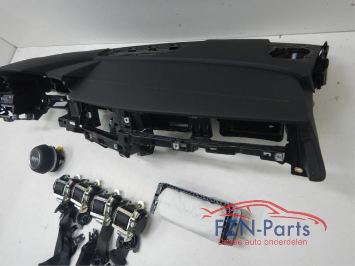 Audi A3 8Y Airbagset ( Airbag Set Dashboard) Leer