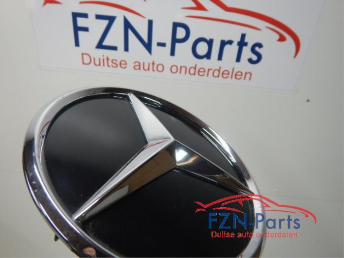 Mercedes-Benz C-Klasse W206 Logo Grille Chrome