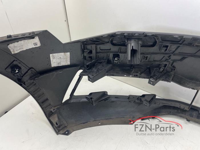 Skoda Superb Facelift 3V Voorbumper Zwart metallic 6PDC KLS Kale hoes