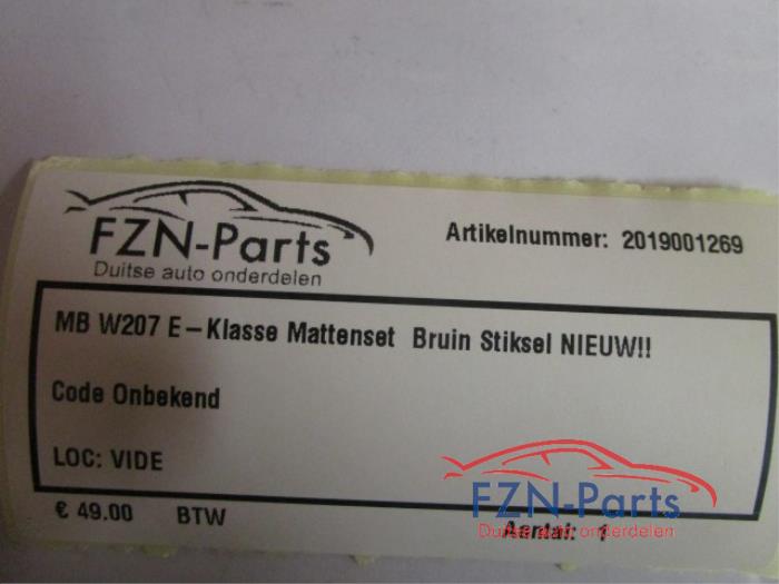 Matten Set Mercedes E-Klasse (22730804)