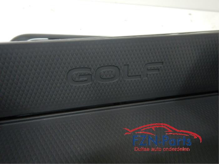 VW Golf 8 Facelift Middenconsole Inleg Hoogglans Draadloos
