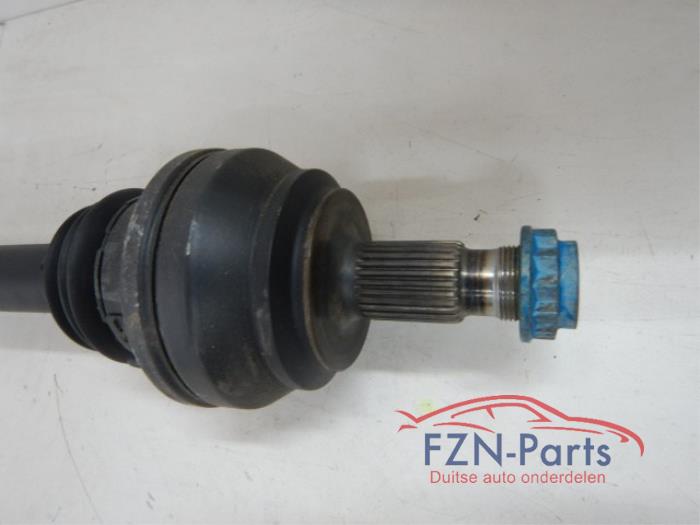 Mercedes-Benz C-Klasse W205 C250 Aandrijfas Links-Achter