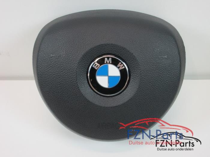 BMW E90 Stuurairbag Sportstuur M ( E87 E91 E92 E93 X1 X3 ) Passend op meerdere modellen. Sportstuur Airbag M Style. Onderdeelnummer