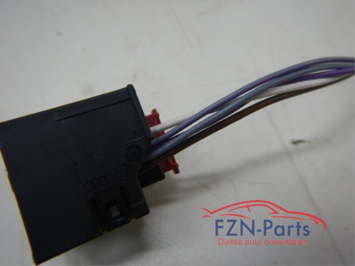 VW Caddy 2K5 Spiegel Links