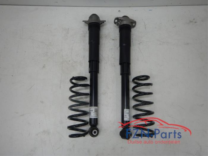 VW Golf 8 R Schokdemper Veren Set Achterzijde