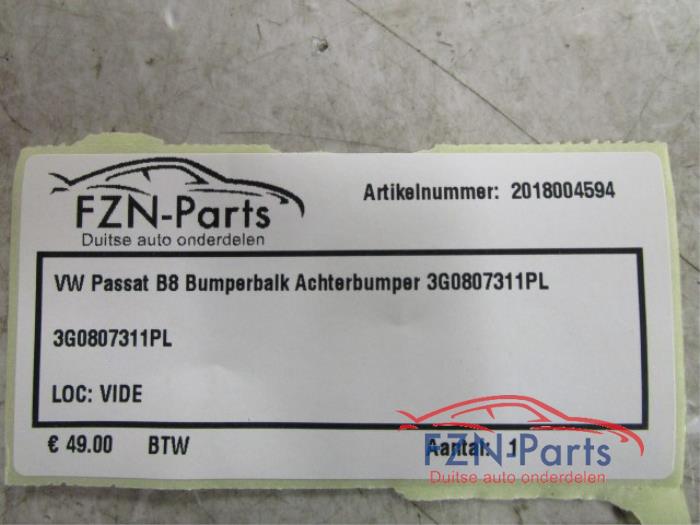 VW Passat B8 Bumperbalk Achterbumper