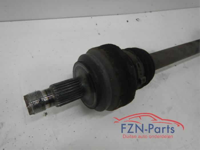 Mercedes-Benz C-Klasse W205 Aandrijfas Rechts-Achter