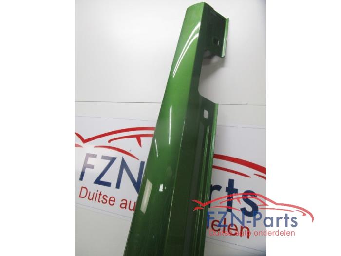 Zijskirt rechts Mercedes B-Klasse (22727847)