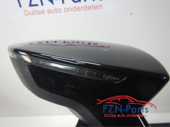 Seat Leon 5F0 Spiegel Inklapbaar Rechts Kleur: LY9T Mythos ZwartElektrisch Verstel, Verwarm en InklapbaarLichte Lakschade zie fotosSpiegel, Rechts, LY9T Zwart, Leon 5F0