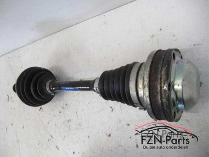 VW Tiguan 5N0 Aandrijfas Links-Voor