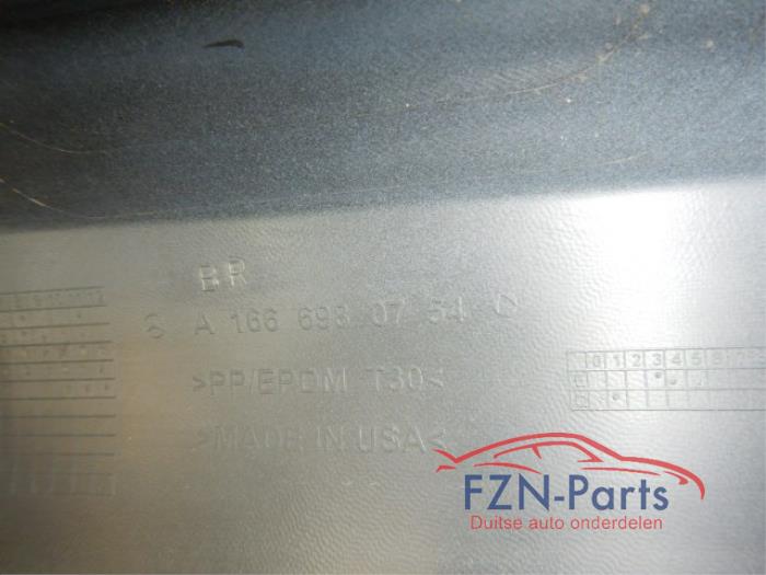 Zijskirt links Mercedes ML-Klasse (22727640)