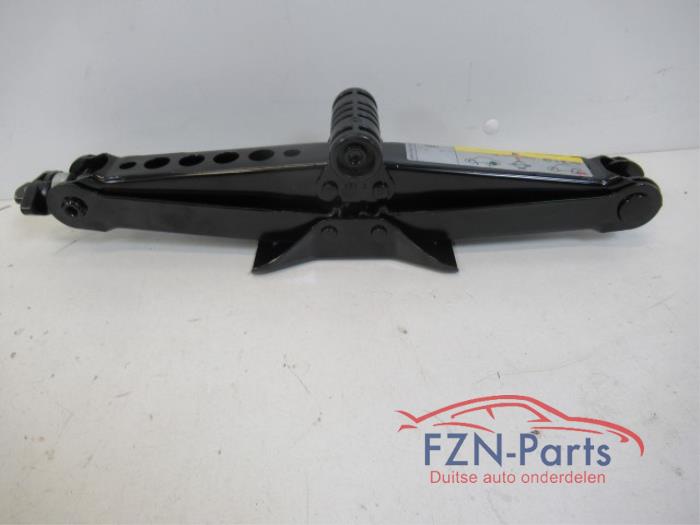 Krikset Audi A8 (22739669)