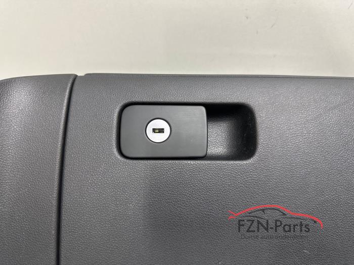 VW Golf 7 Dashboardkastje met slot