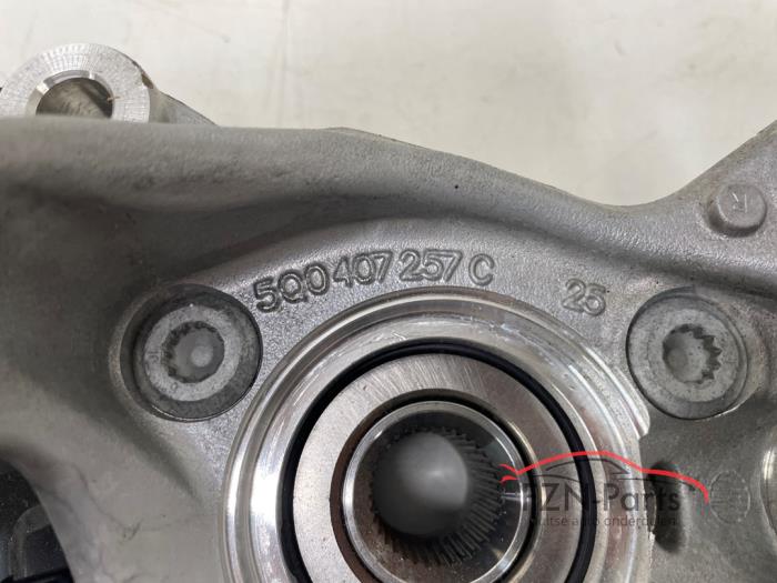 VW Golf 7 Aluminium Fusee Links- Voor 5Q0407257C