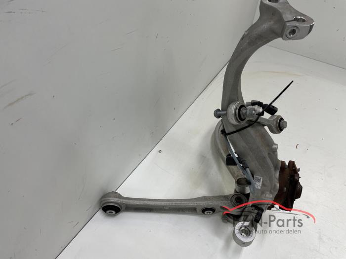 Audi E-Tron 4KE Wielophanging Links-Voor