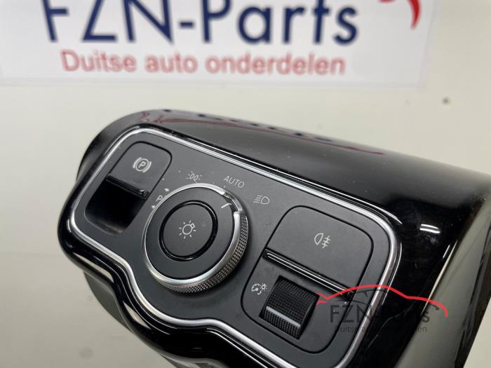Mercedes -Benz CLA W118 Lichtschakelaar + Handrem