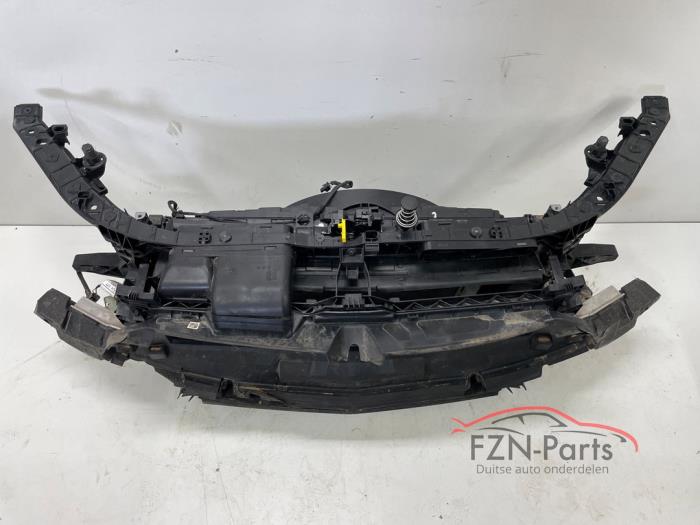 Mercedes-Benz CLA W118 1.3 CLA200 Front + Bumperbalk + Koelerpakket Compleet