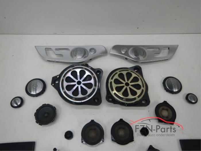 Mercedes-Benz C63S Burmeister Speakerset