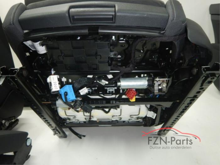 VW Golf 8 5H Interieur Stof Alcantara