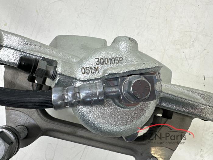 VW Touran 5TA Remklauw Links-Voor