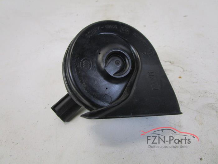 VW Passat B8 Claxon Toeter Met Houder