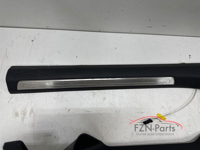 VW Golf 7 GTE LED Instaplijsten Set Blauw Verlicht