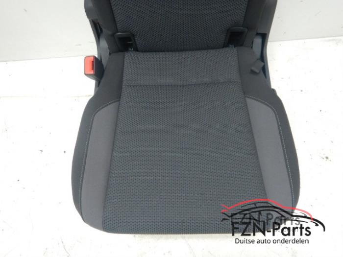 Stoel achter Volkswagen Touran (22740477)