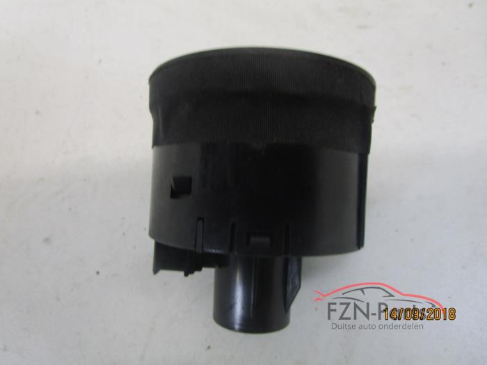 VW Polo 6C Lichtschakelaar