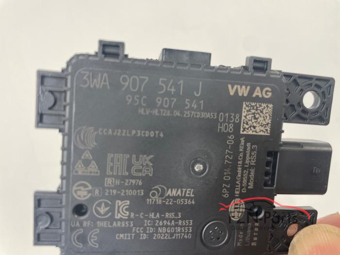 Radar sensor Volkswagen Tiguan (23124305)