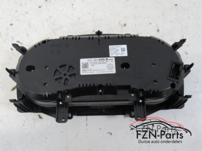 VW Golf 7 Facelift Tellerunit Kilometerteller