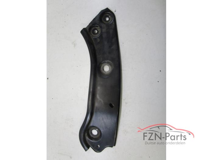 VW Caddy 2016 Koplamphouder Rechts R