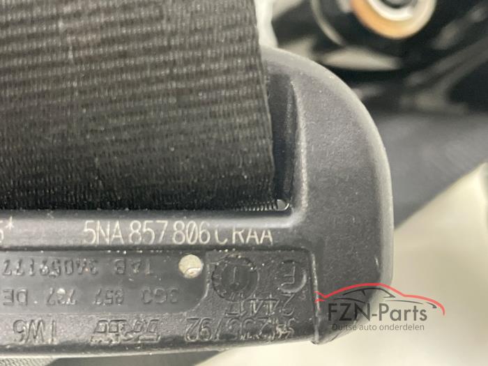 VW Tiguan 5NA Gordel Rechts-achter